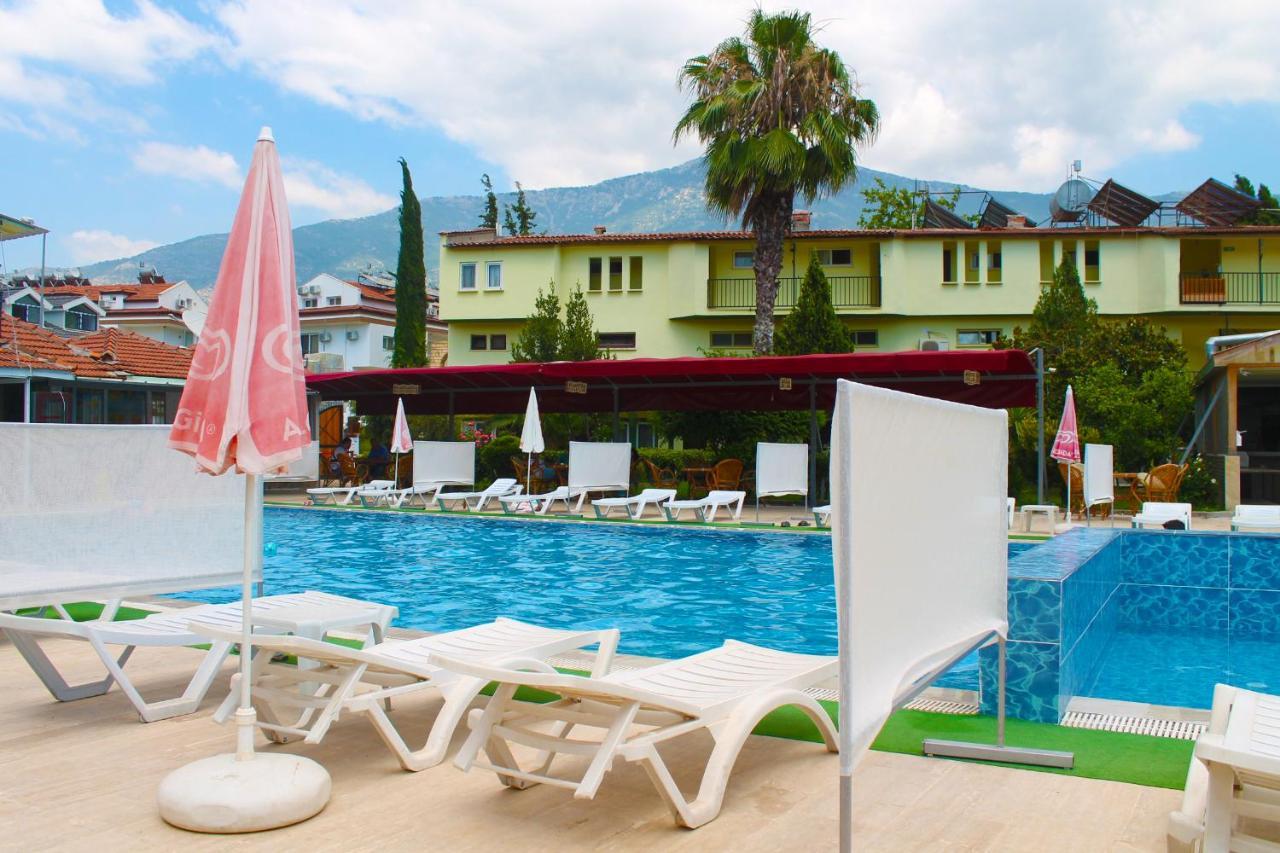 Carmina Hotel Ovacık Eksteriør billede